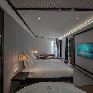 King Suite Mainland Chinese Citizens